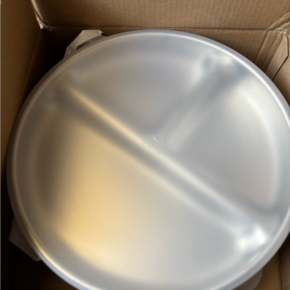 Elk + Friends Silicone Suction Divided Plate Set - Mint & Lavender - Picture 2 of 2